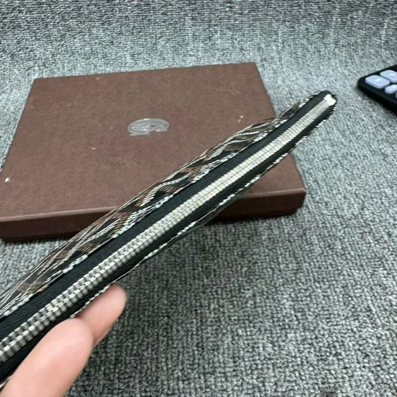 100% Authentic Goyard Canvas Clutch Bag - Picture 6 of 12